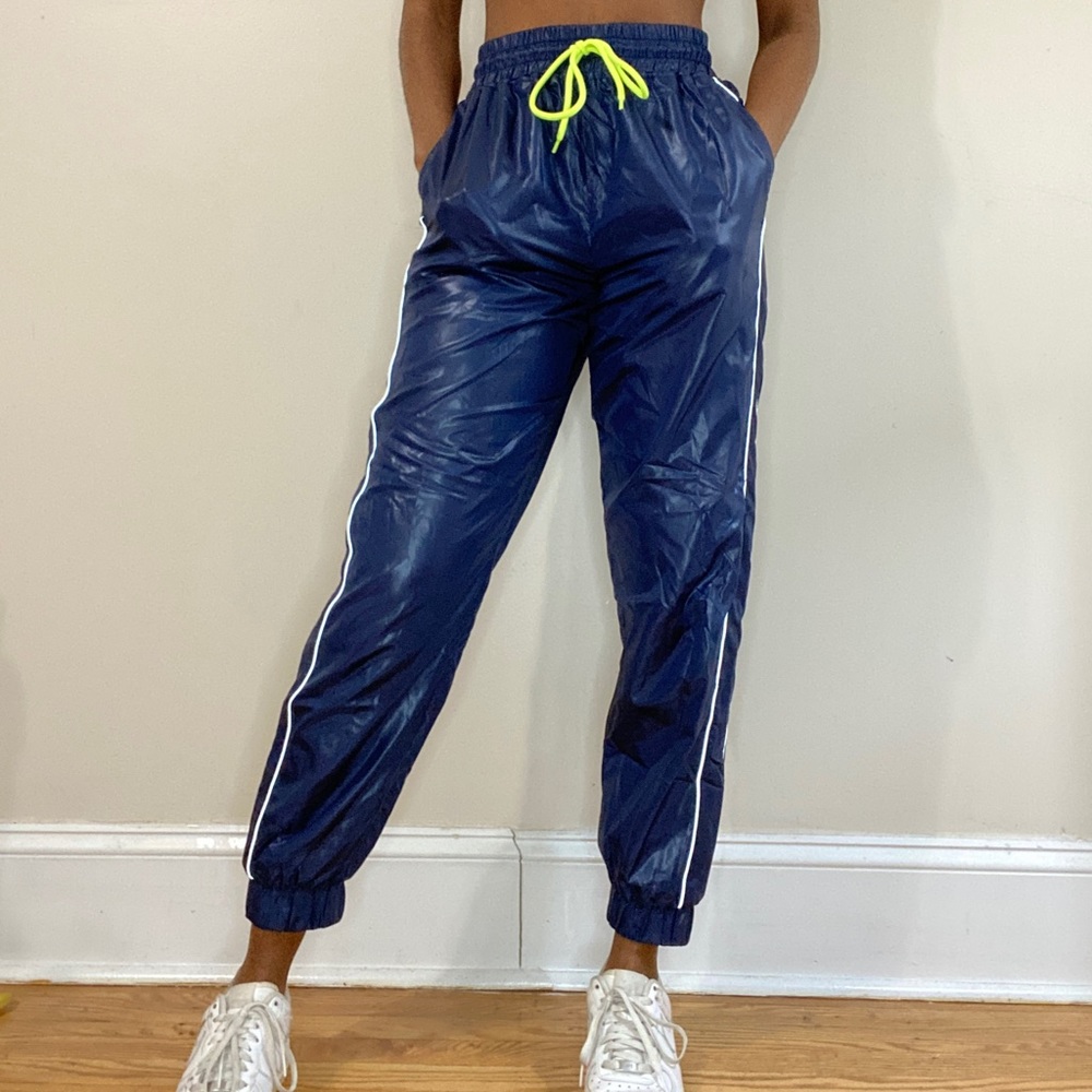 Forever 21 Navy Blue Joggers Size M